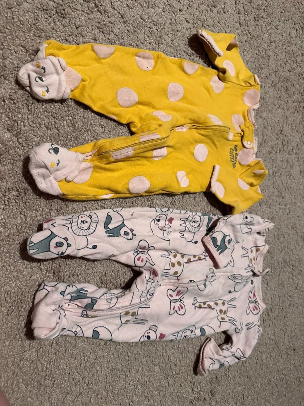 Bundle of 2 Carter's Zip-Up Footed Sleepers Size 3M